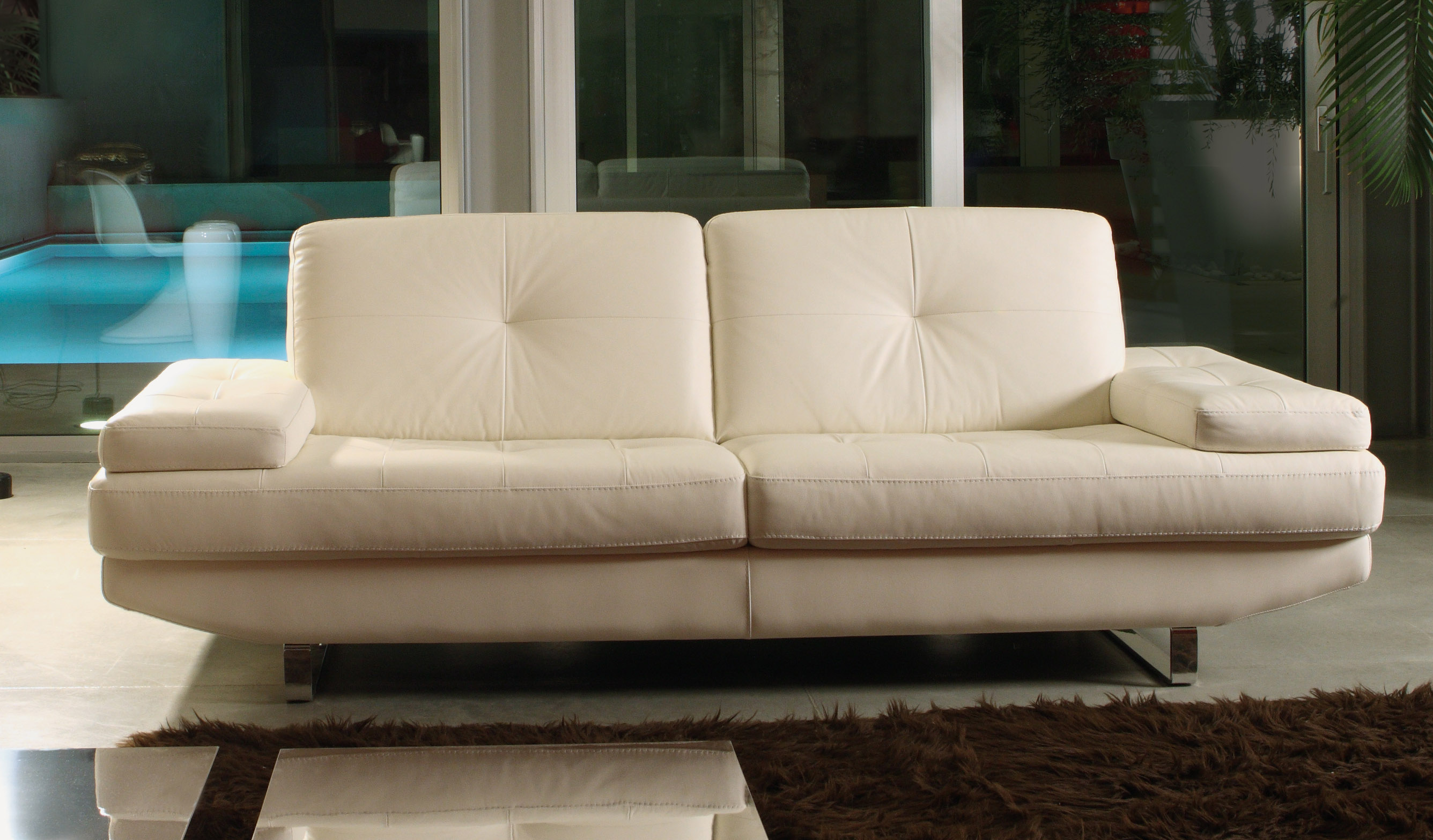 Sylish Cream Italian Leather 2 pieced Living Room Sofa Set