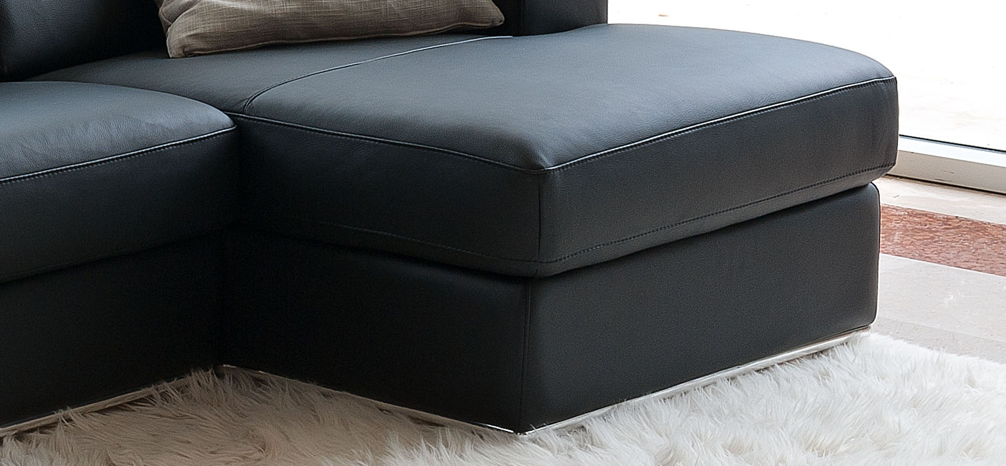 Advanced Adjustable Covered in All Leather Sectional with Pillows - Click Image to Close