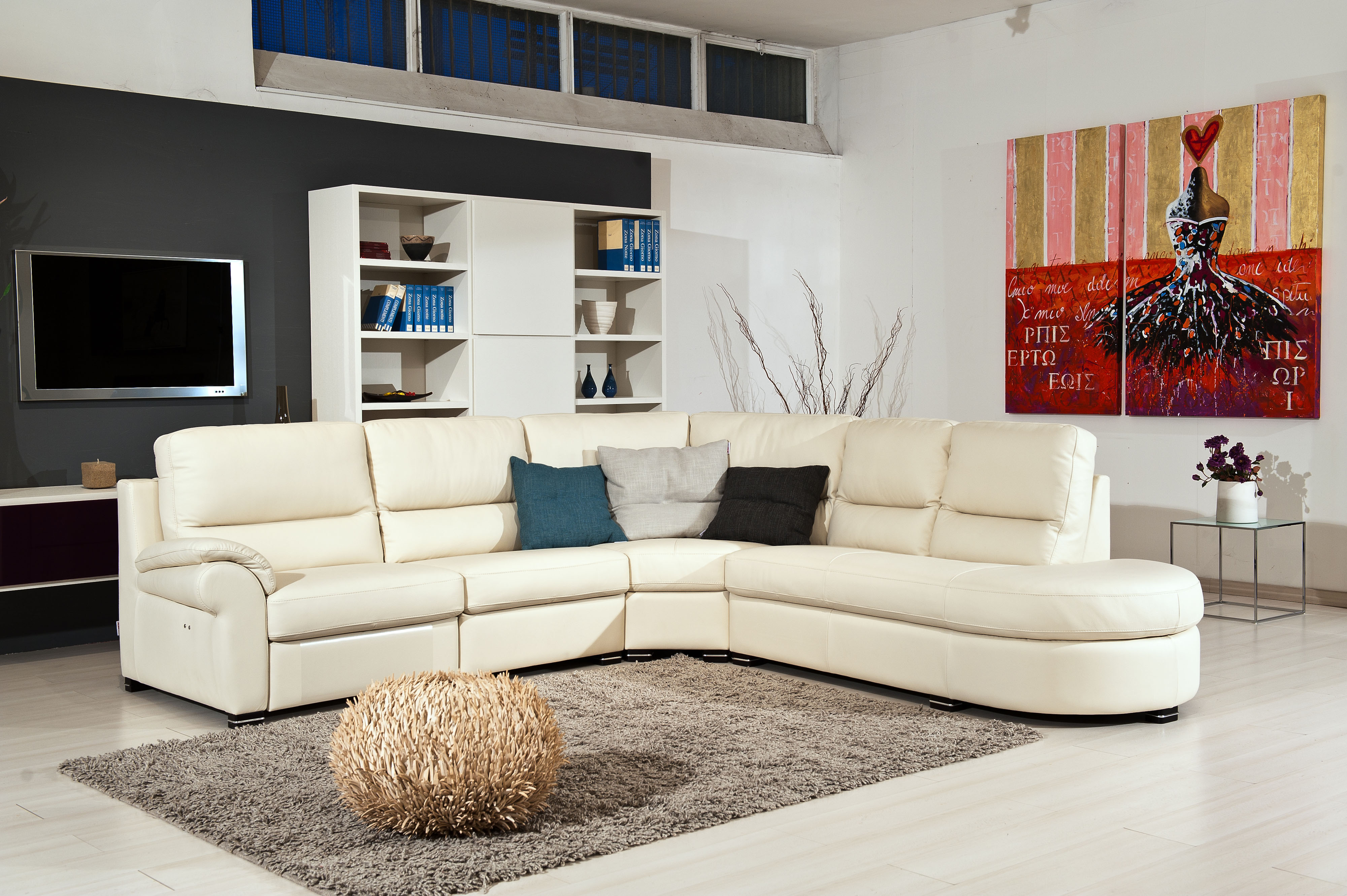 Exclusive Designer Full Italian Sectional - Click Image to Close