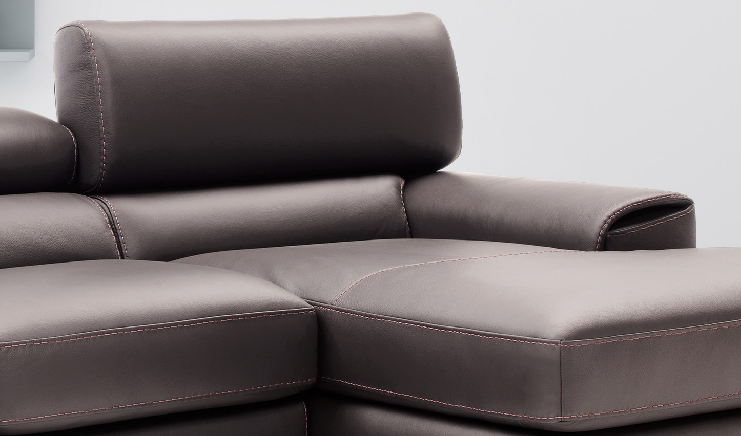 Graceful Full Leather Sectional with Chaise - Click Image to Close