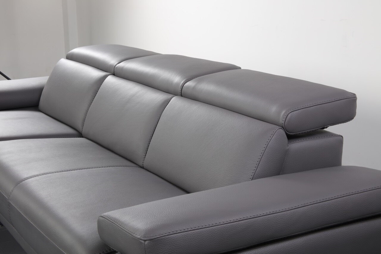 Luxury Sectional Upholstered in Real Leather - Click Image to Close