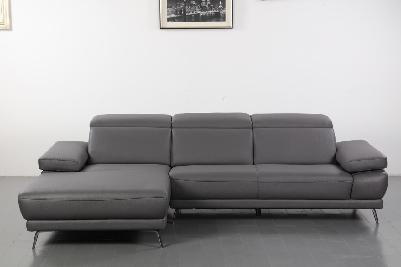 Luxury Sectional Upholstered in Real Leather - Click Image to Close