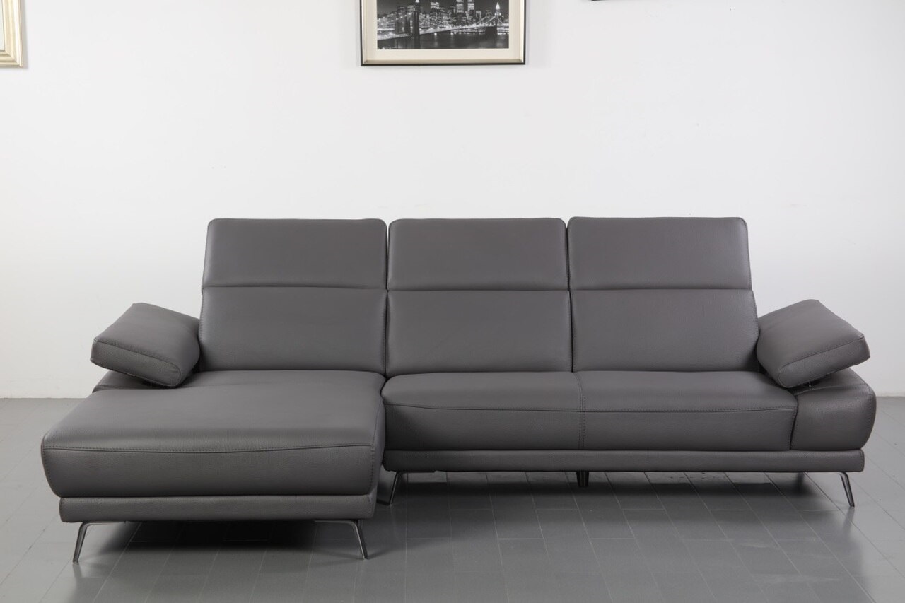 Luxury Sectional Upholstered in Real Leather - Click Image to Close