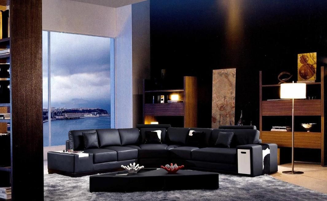 Luxurious Italian Leather Sectional Sofa with Pillows Orlando Florida V2516