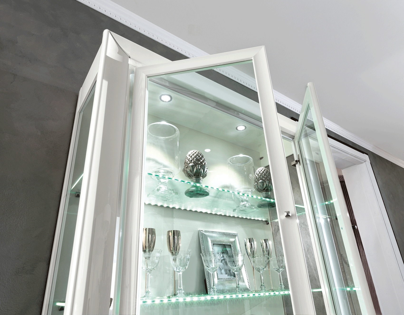 White Modern Glass Door China with Lights - Click Image to Close