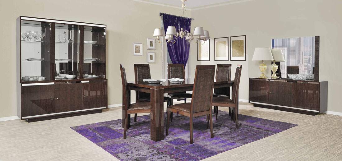 Extendable Rectangular Wood and Leather Italian Modern Dining Room with