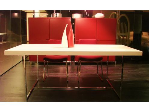 Contemporary Madrid Lacquered Dining Table - Click Image to Close