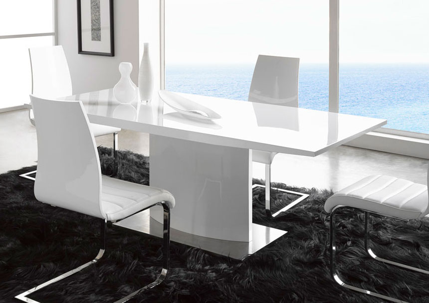 Extremely Contemporary White Lacquered Dining Table with 