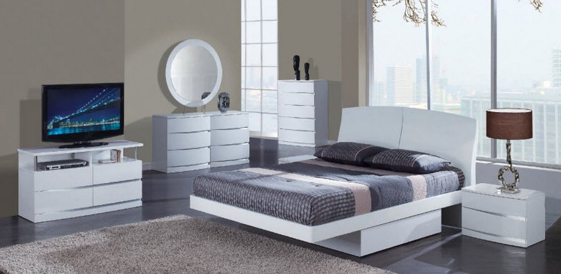 Aria Contemporary Sapelle Matte Finish Dresser with Color Options Shop