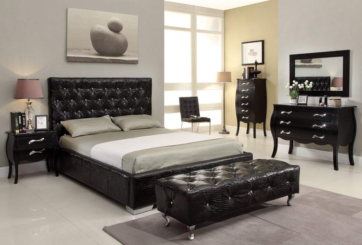 Stylish Leather High End Elite Furniture with Extra Storage - Click Image to Close
