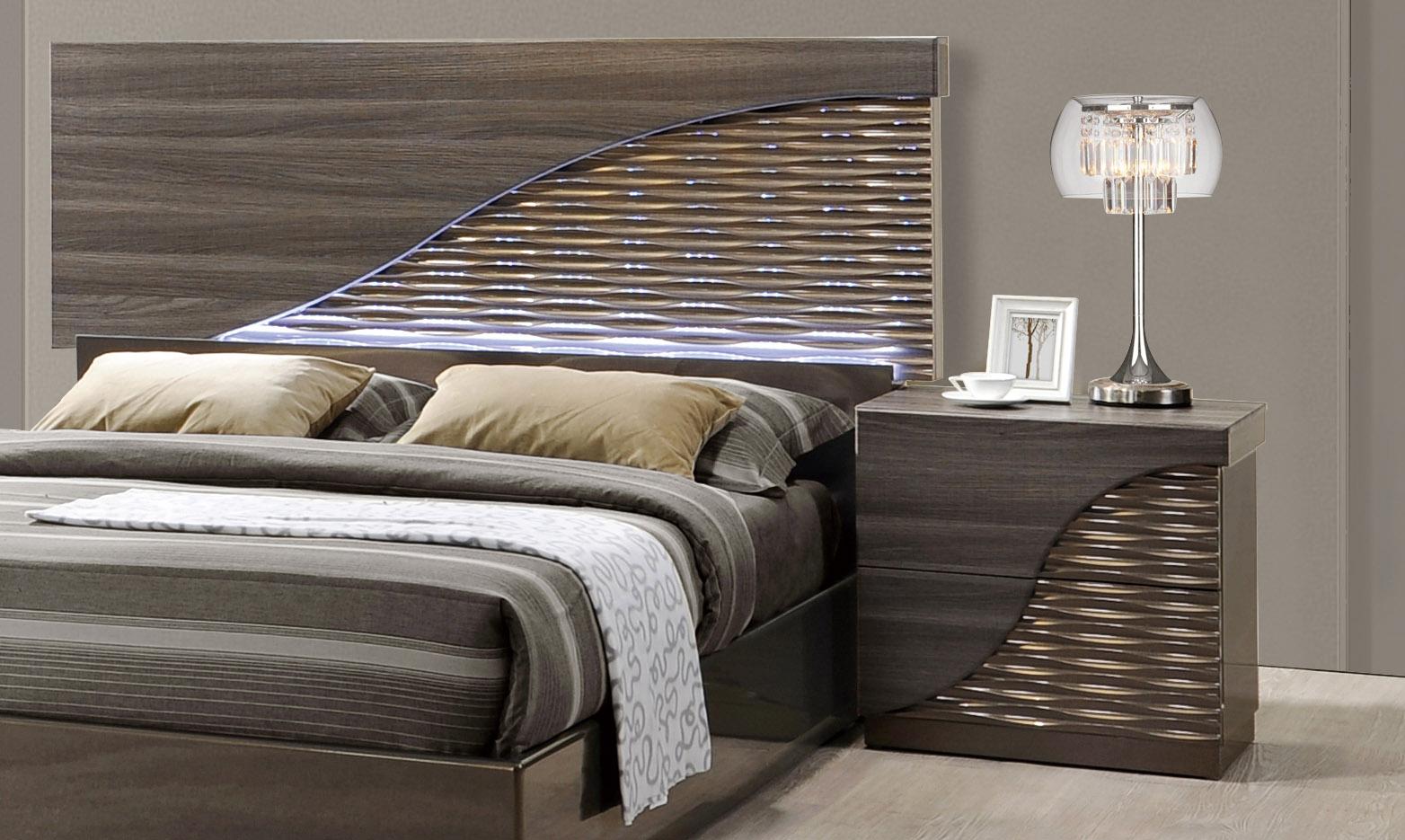 Contemporary Gold Zebra LED Bedroom Set - Click Image to Close