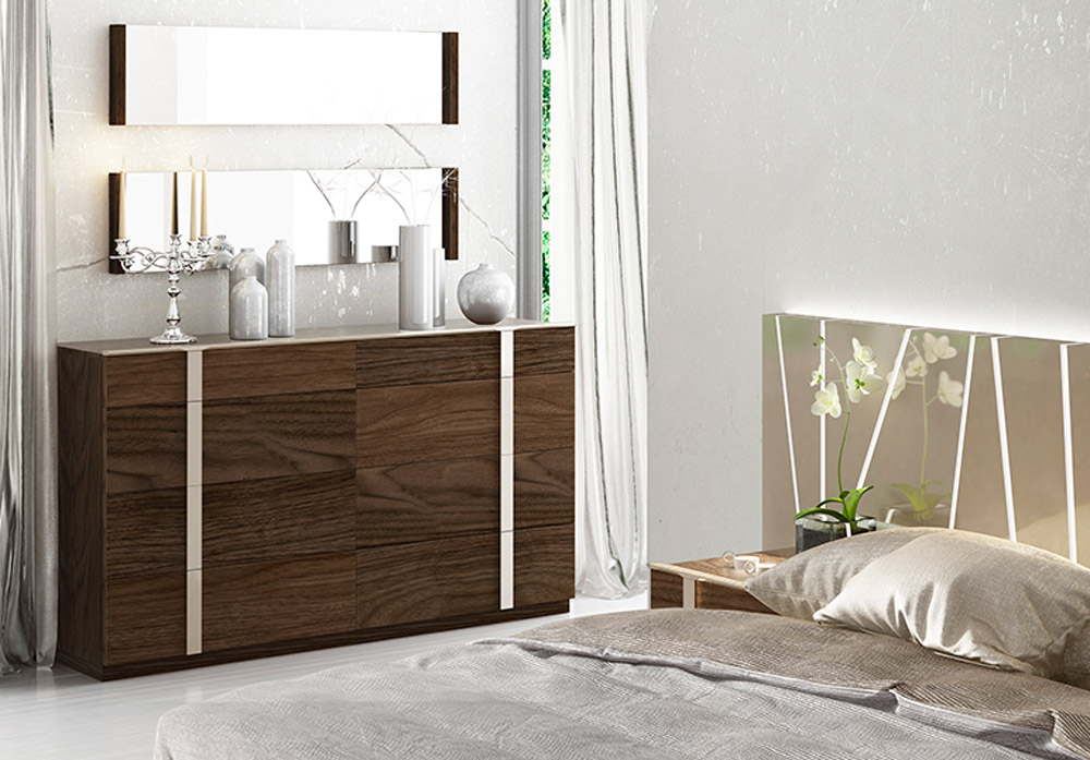 Exclusive Wood Luxury Bedroom Set feat Light - Click Image to Close