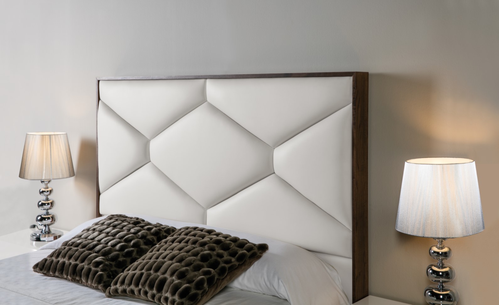 Made in Spain Leather Modern Contemporary Master Beds - Click Image to Close