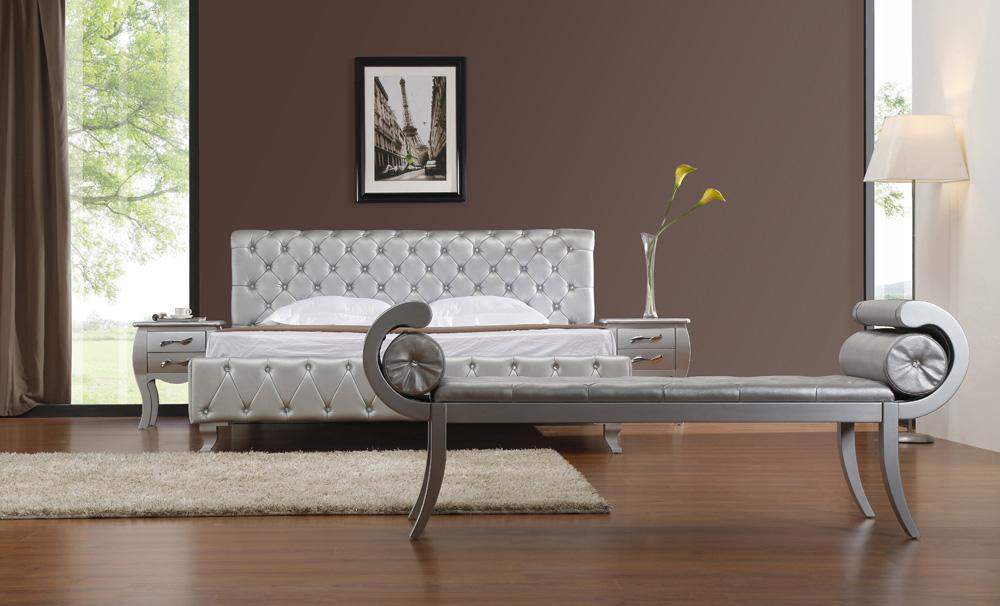 Elegant Leather Modern Design Bed Set - Click Image to Close