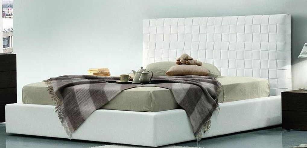Made in Italy Leather Modern Master Bedroom Set - Click Image to Close