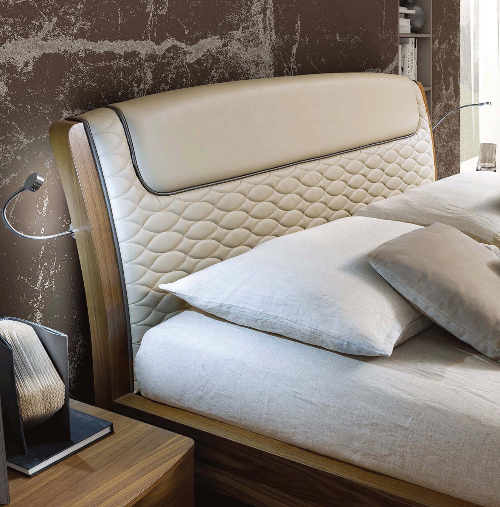 Made in Italy Leather Elite Design Furniture Set with Headboard Light - Click Image to Close