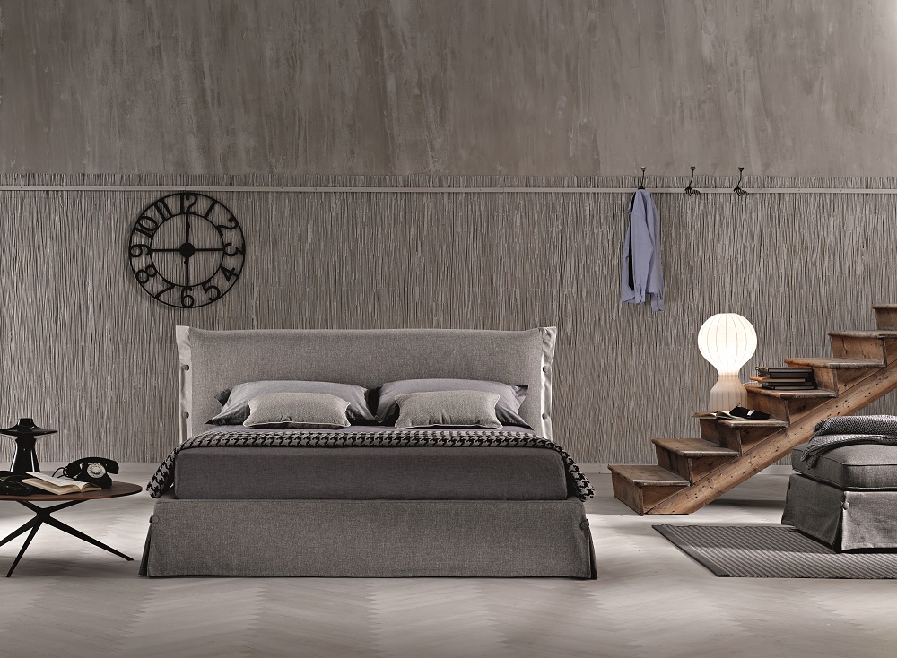 Made In Italy Wood Platform And Headboard Bed With Extra Storage