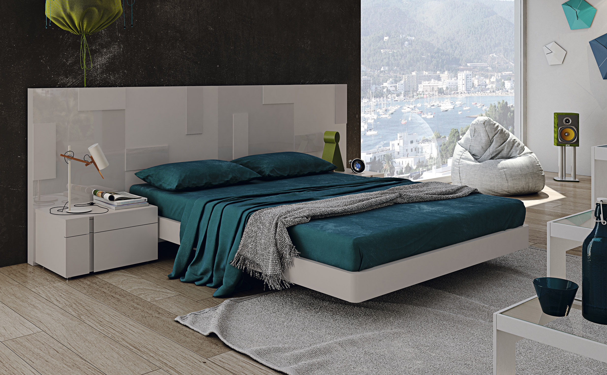 Lacquered Stylish Wood Platform and Headboard Bed