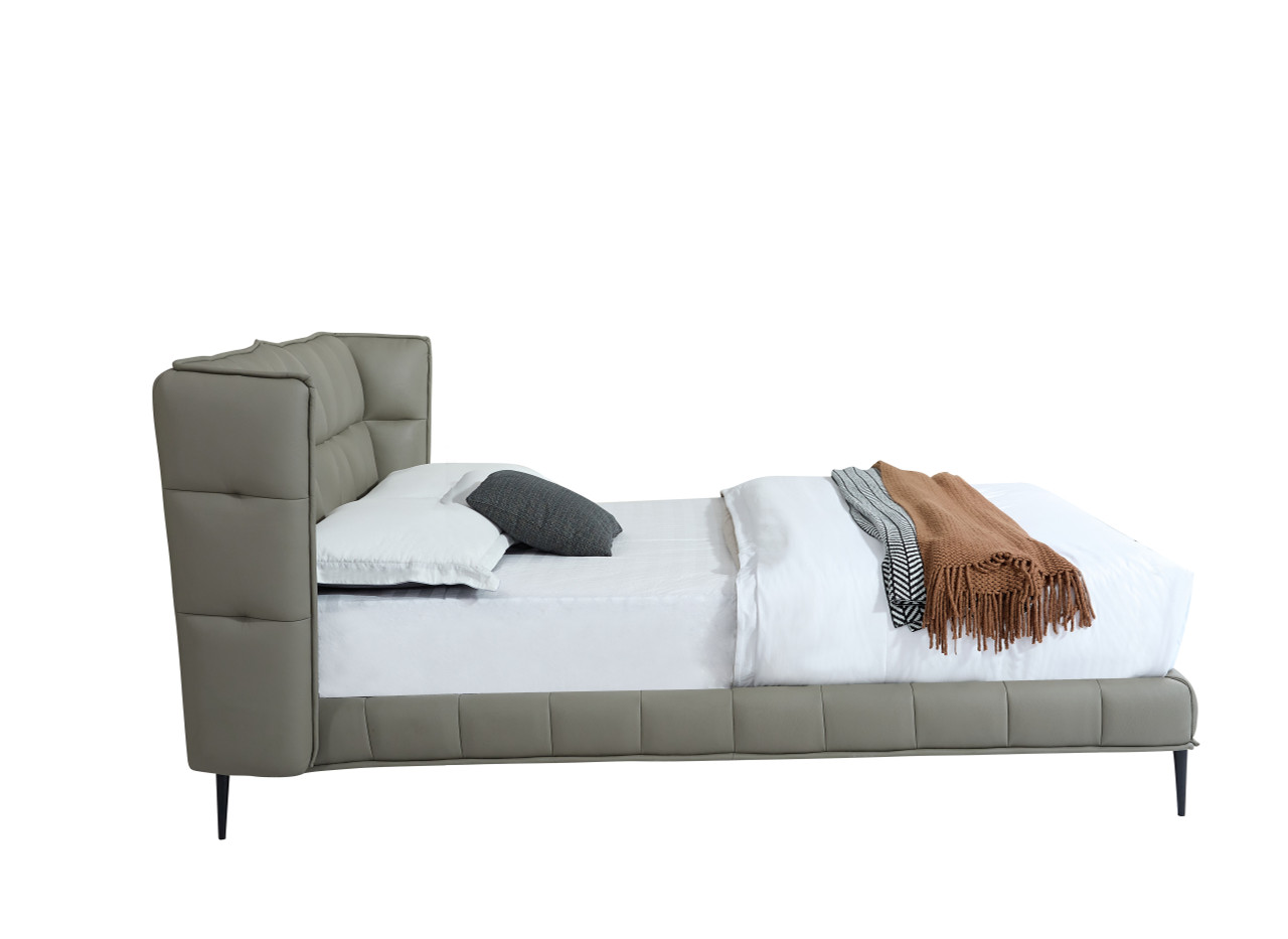 Elegant Leather High End Platform Bed - Click Image to Close