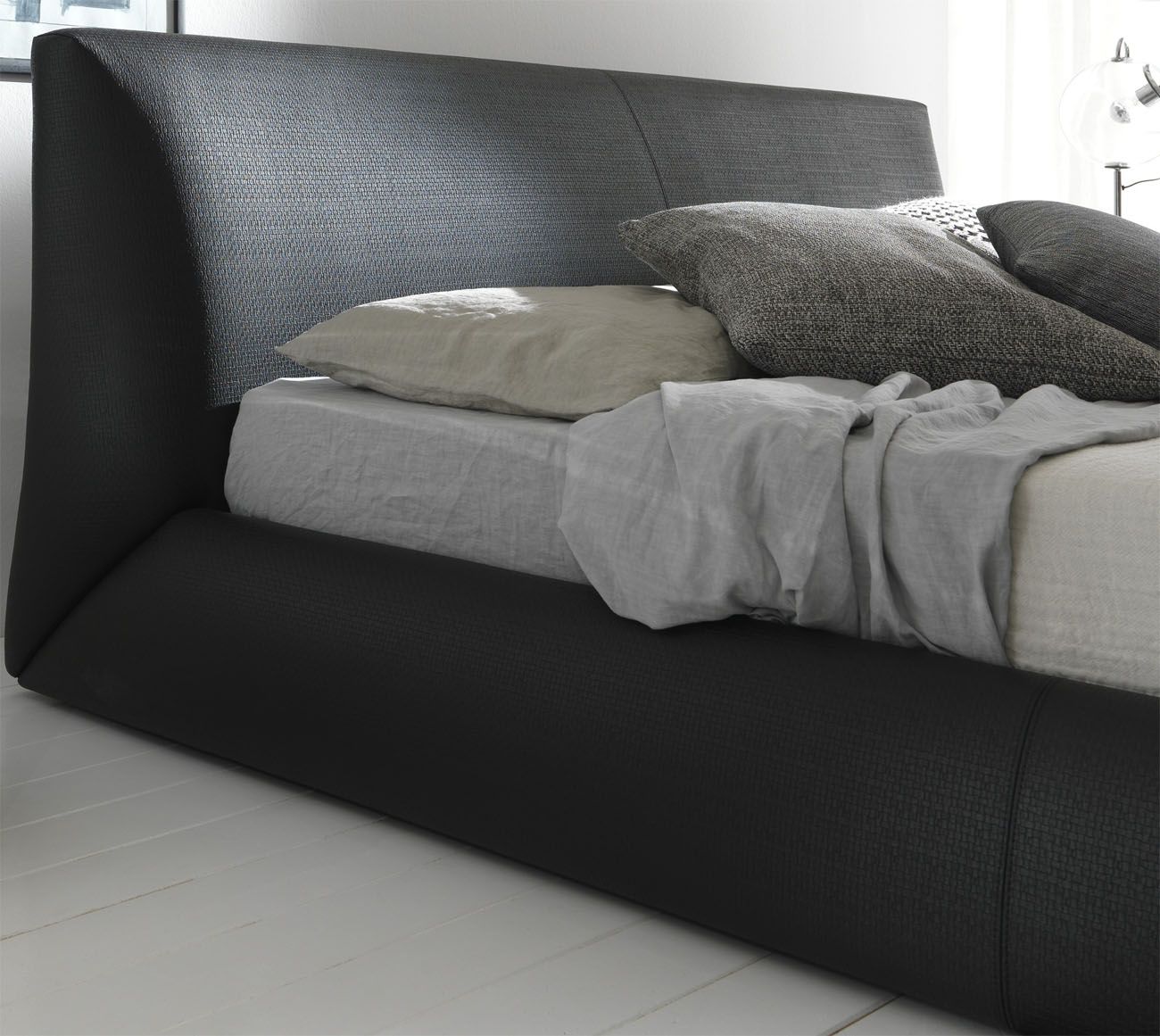 Luxury Made in Italy Leather Elite Platform Bed New York New York RSCOC