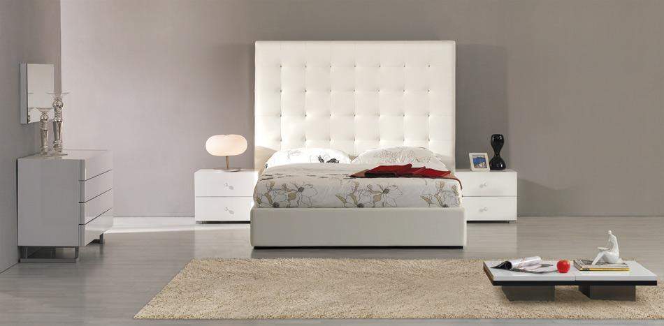 Elegant Leather Luxury Platform Bed - Click Image to Close